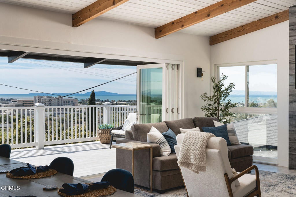 Photo of Listing #V1-34974