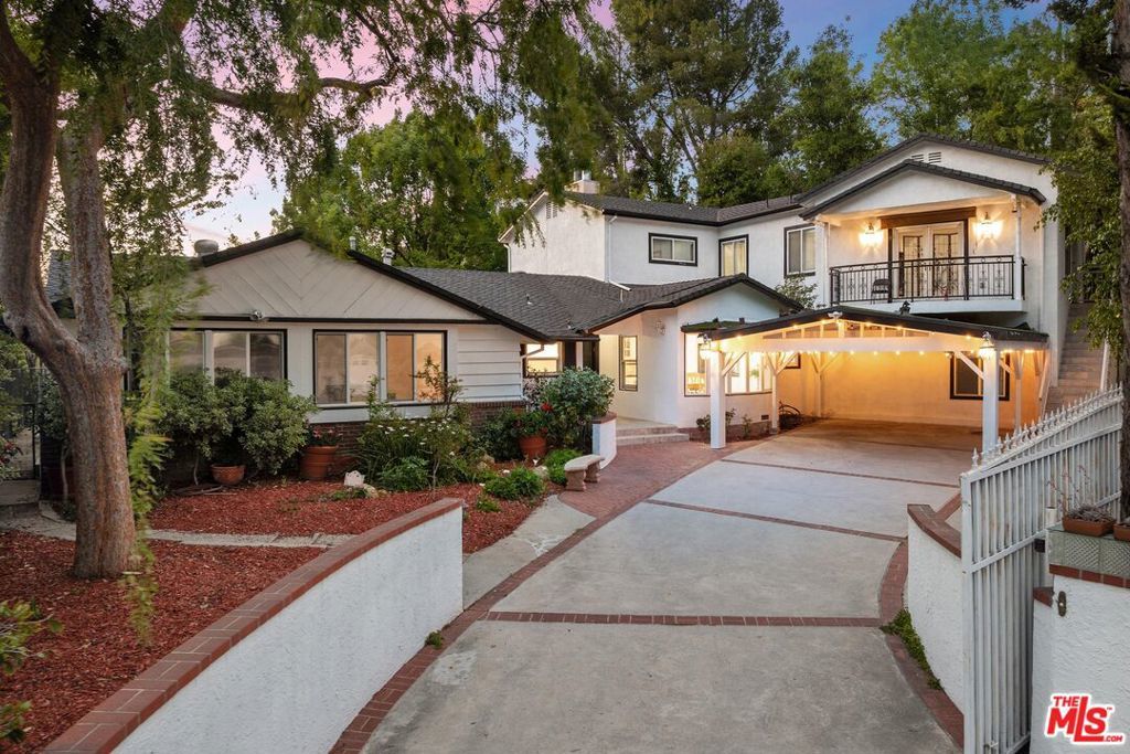 Photo of Listing #26658439