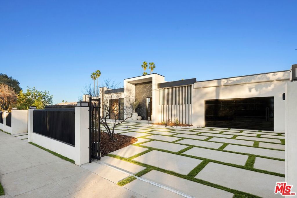 Photo of Listing #26658755