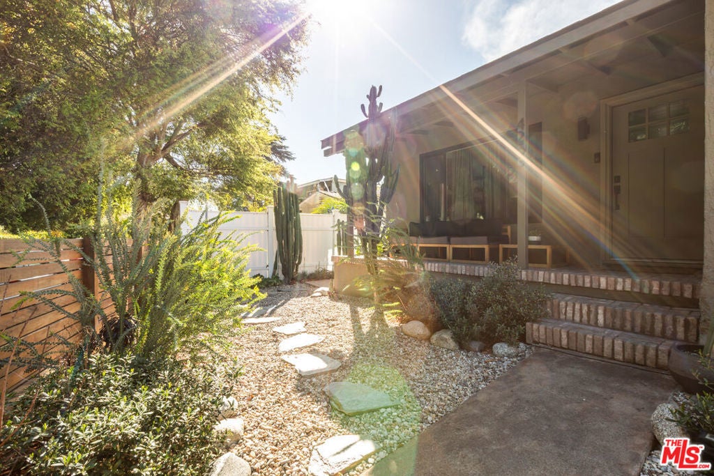 Photo of Listing #26659107