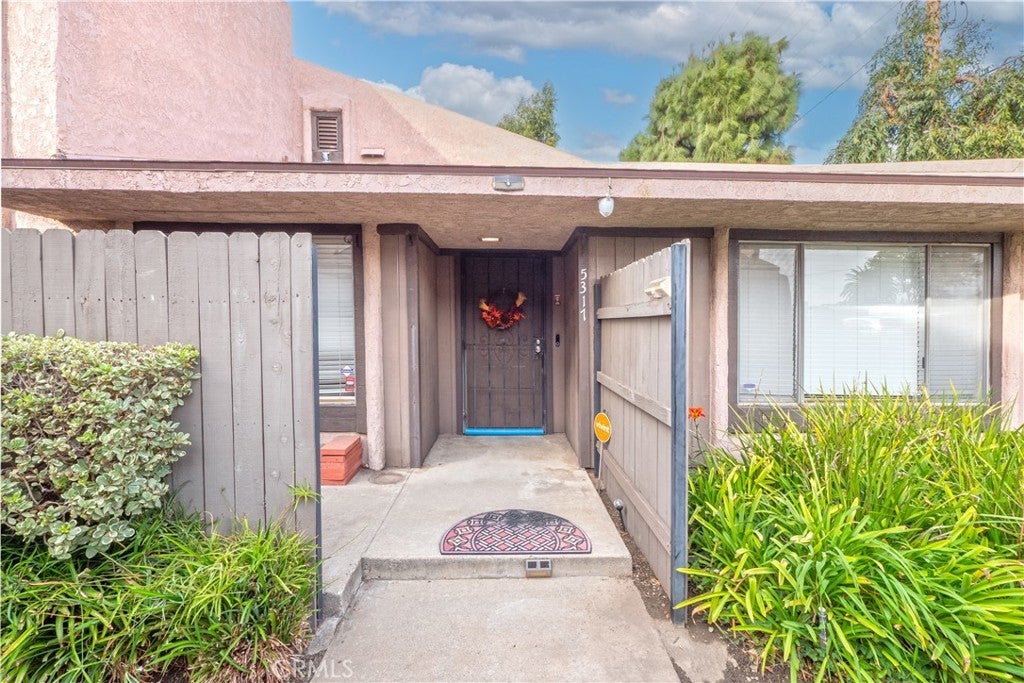 5317 Barranca, Covina