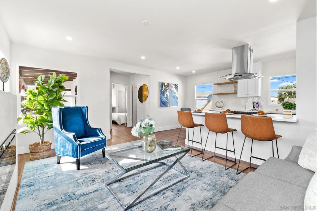 430 G Avenue, Coronado