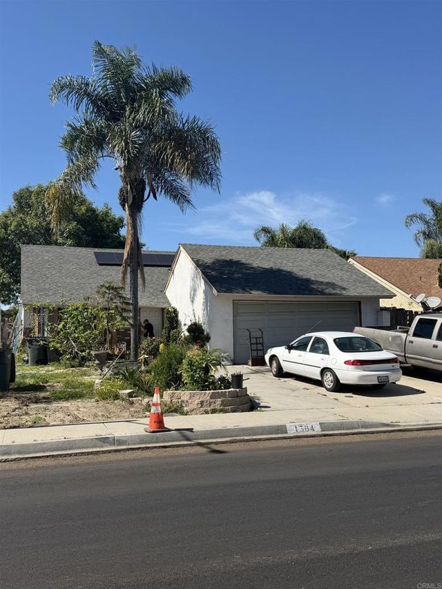 1364 Bobolink Dr., Vista