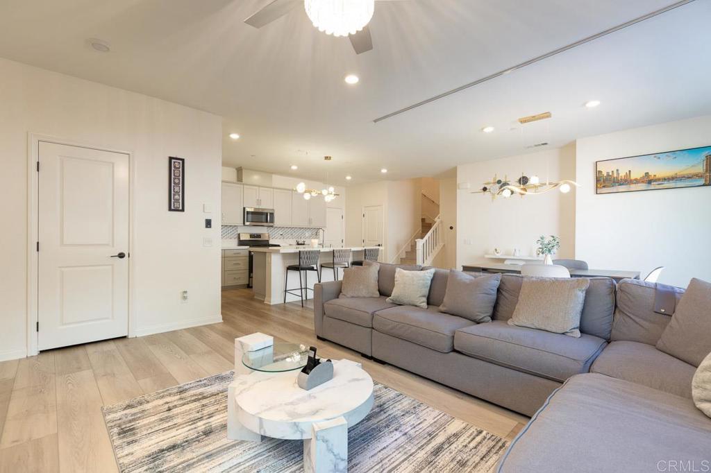 Photo of Listing #PTP2601628