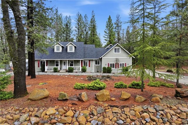 8863 Fox Drive, Cobb