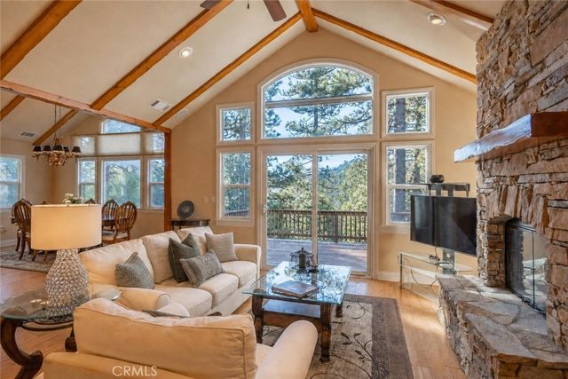 173 Grizzly Road, Lake Arrowhead
