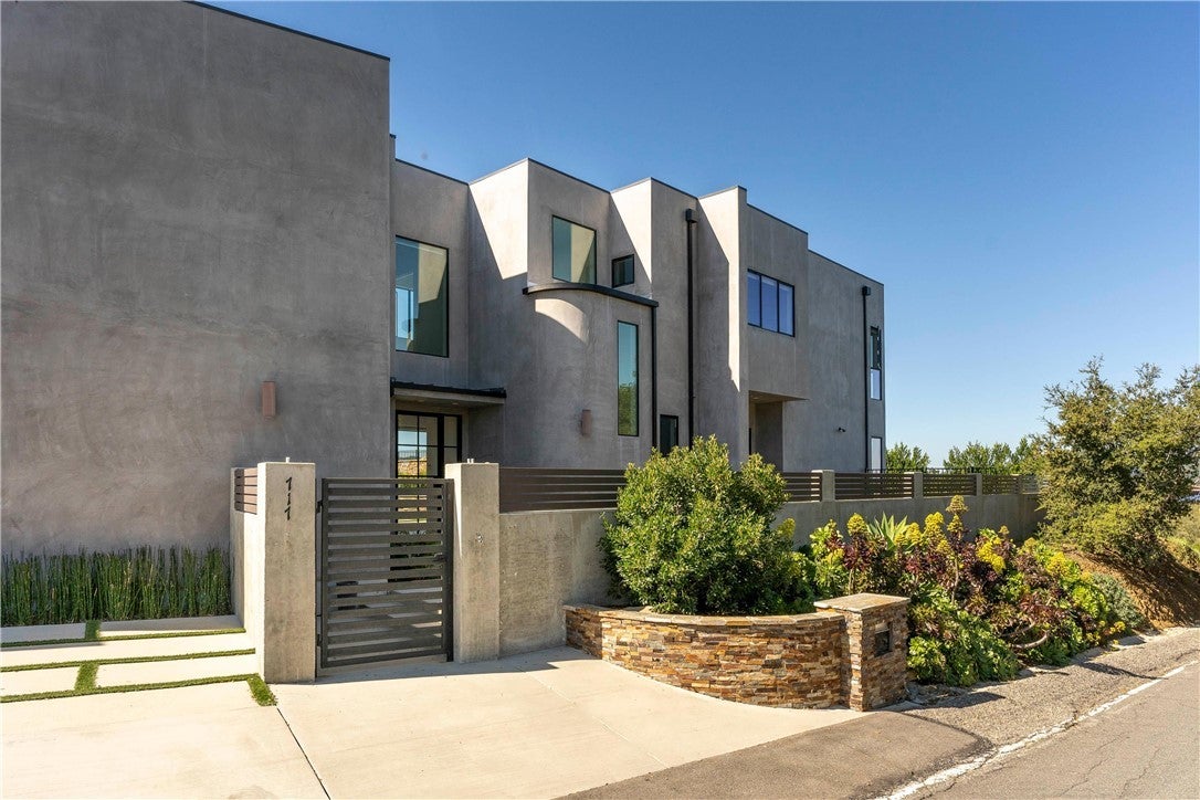 Photo of Listing #SR26046793