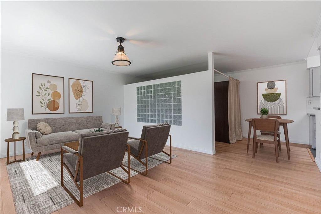 11138 Aqua Vista Street 49, Studio City