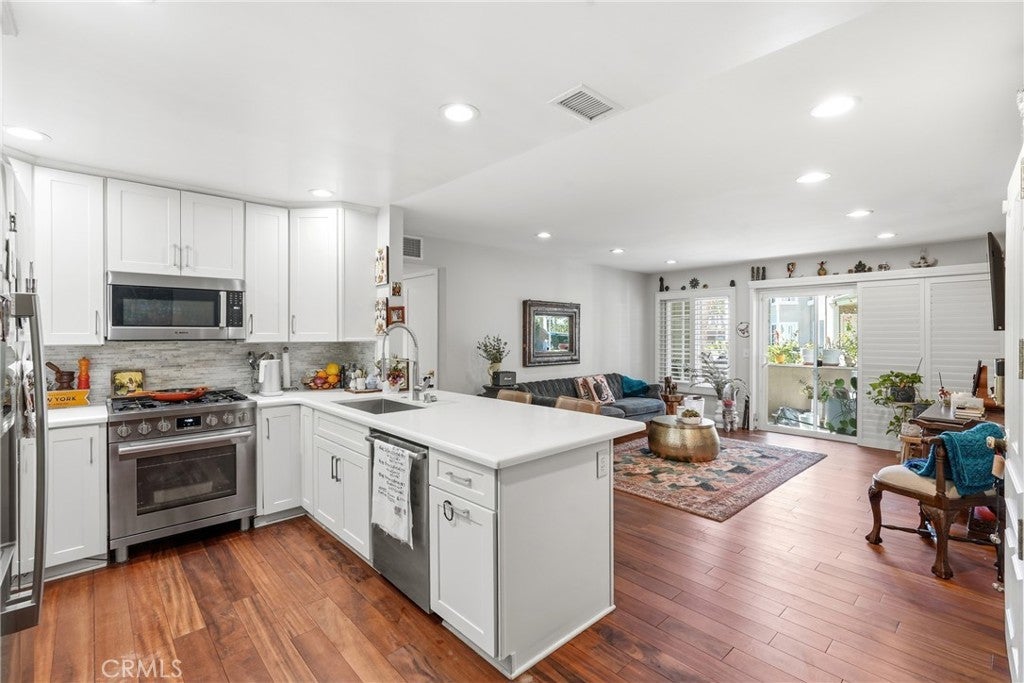 3860 Amberly F, Inglewood