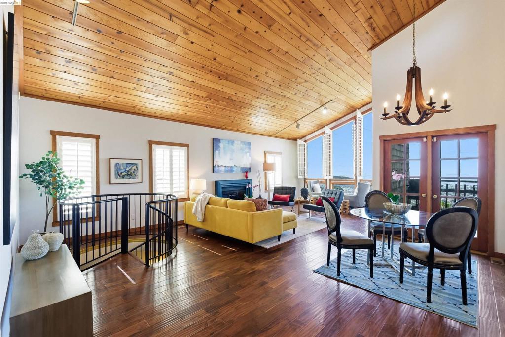 Photo of Listing #41125839