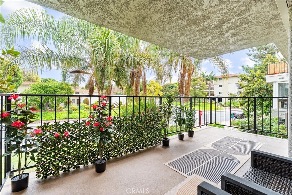 Photo of Listing #OC26040365