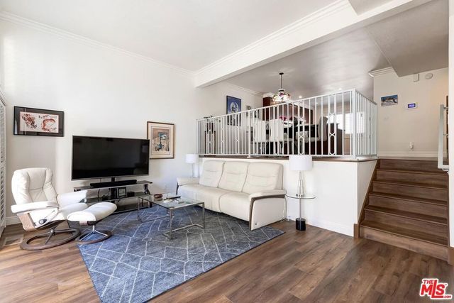 6263 1/2 Randi Avenue, Woodland Hills