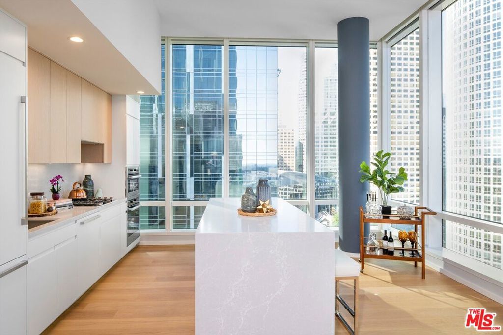 Photo of Listing #26659173