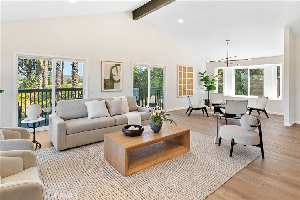 Photo of Listing #WS26046642