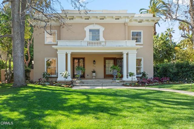 203 Oaklawn Avenue, South Pasadena