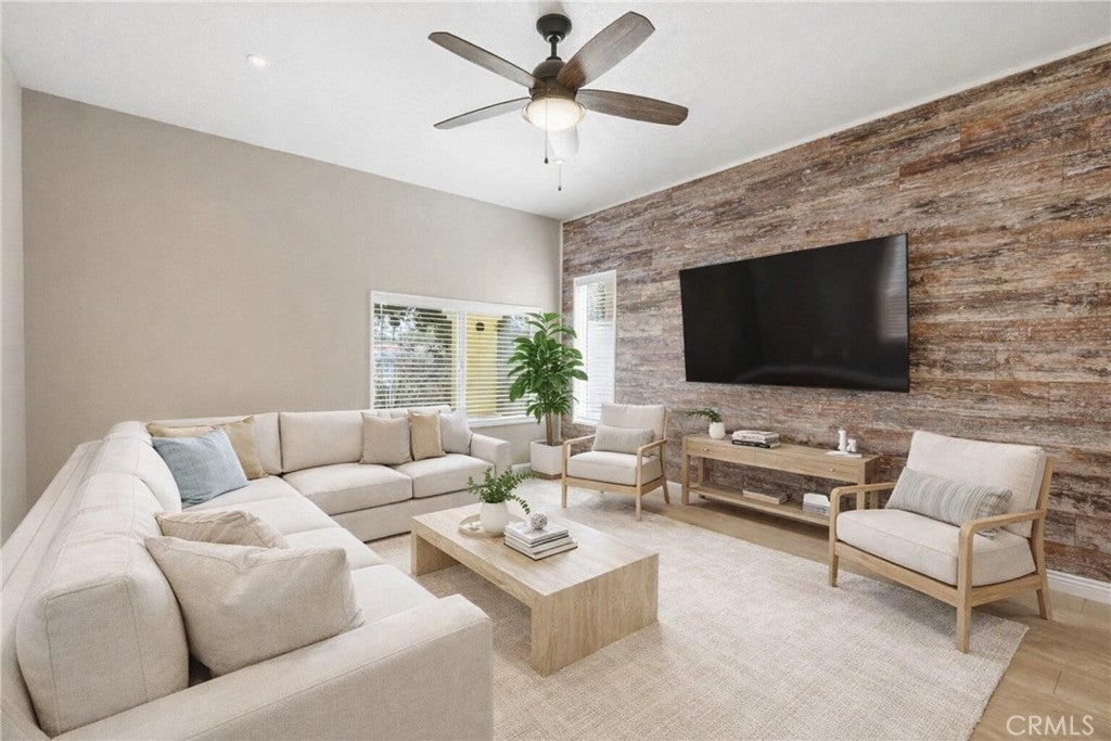 Photo of Listing #PV26045908