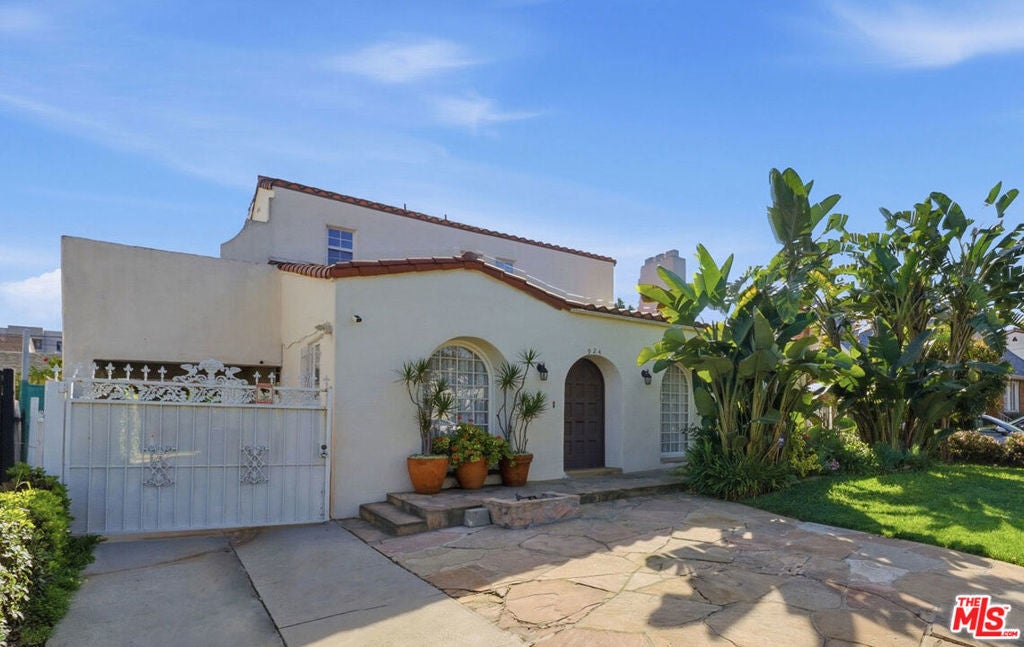 Photo of Listing #26659925