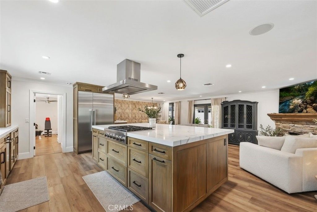 554 Calle Jazmin, Thousand Oaks