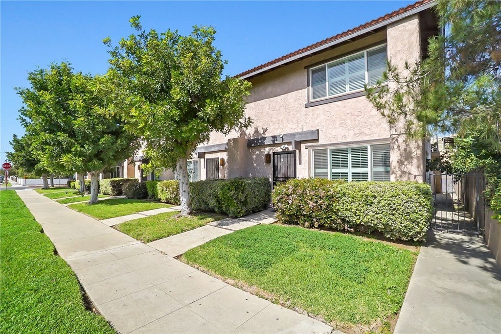 402 Alhambra Avenue F, Monterey Park