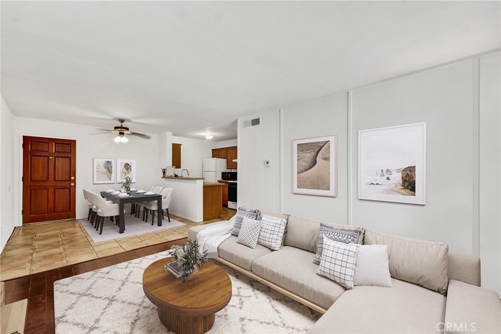 18645 Hatteras Street 184, Tarzana