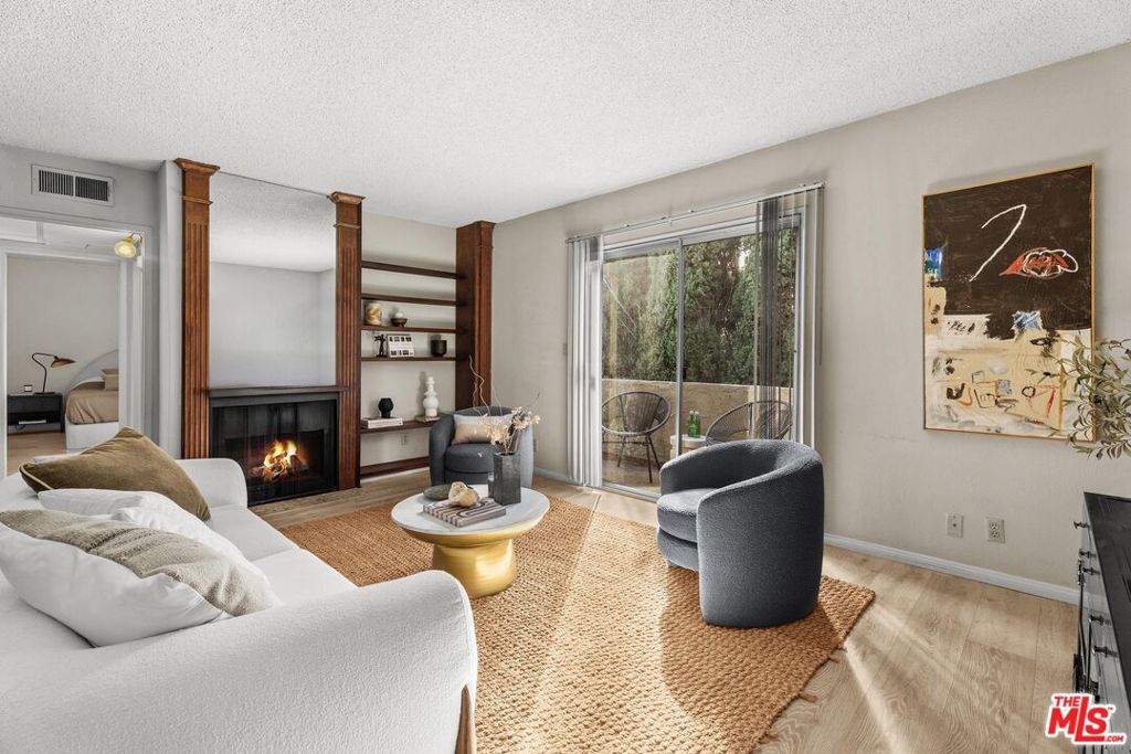 5437 Corteen Place 212, Valley Village