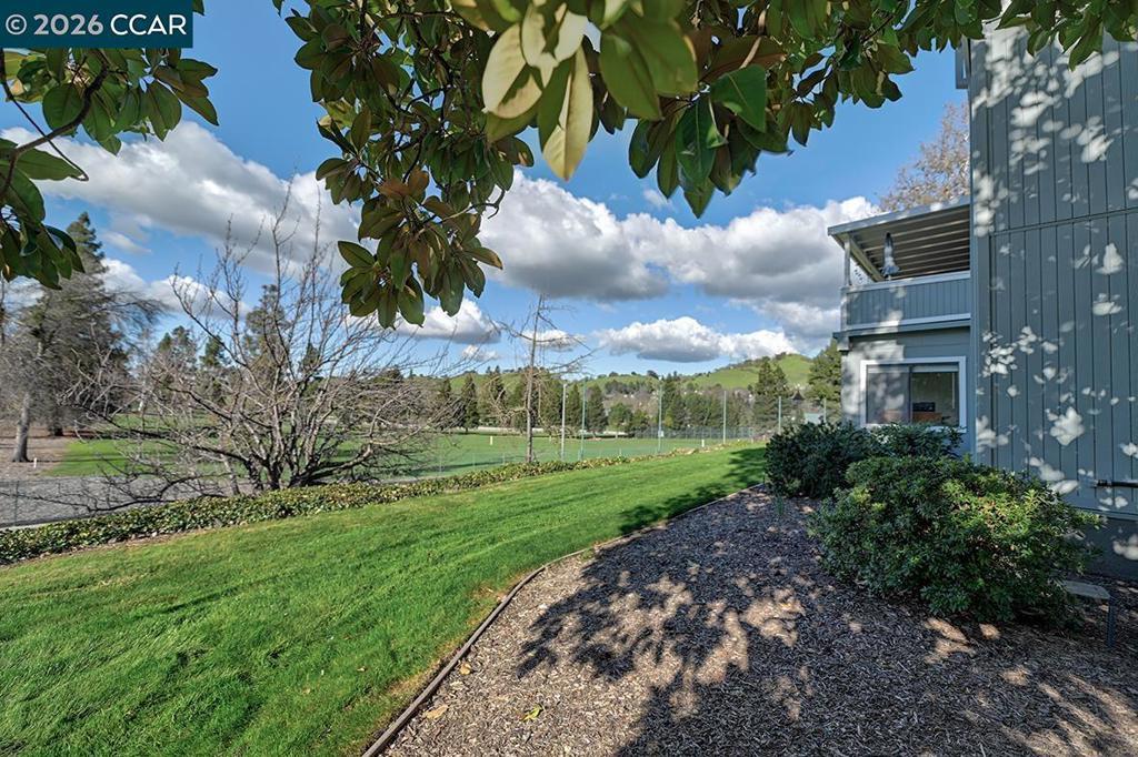 Photo of Listing #41125949