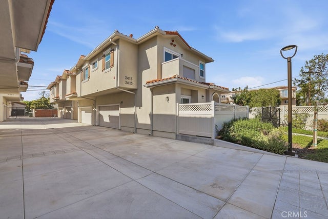 2413 Arlington Avenue, Torrance.