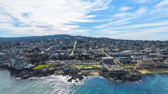 529 Wave Street, Monterey