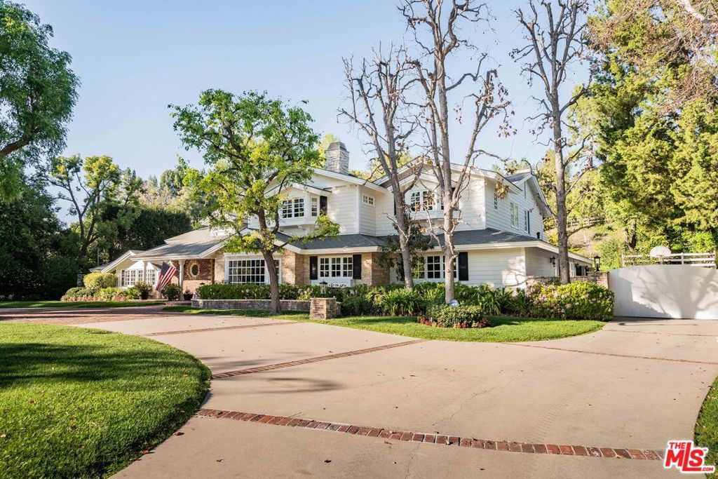 Photo of Listing #26660065