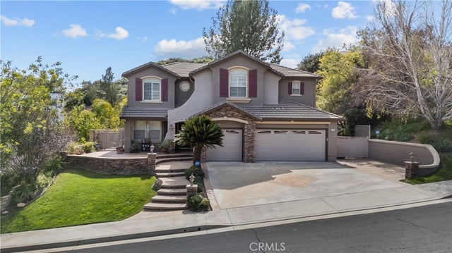 21736 Redwood Canyon, Saugus