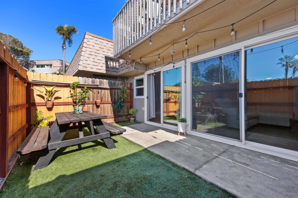 407 Requeza Street E9, Encinitas