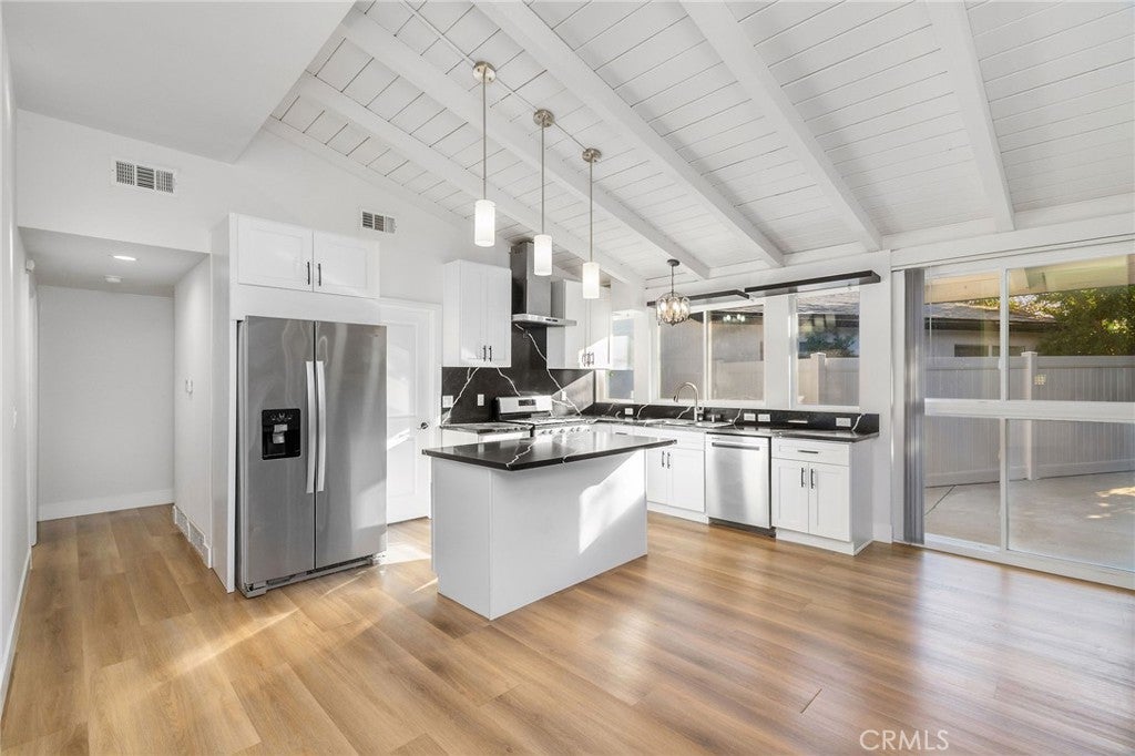 Photo of Listing #SR26044936