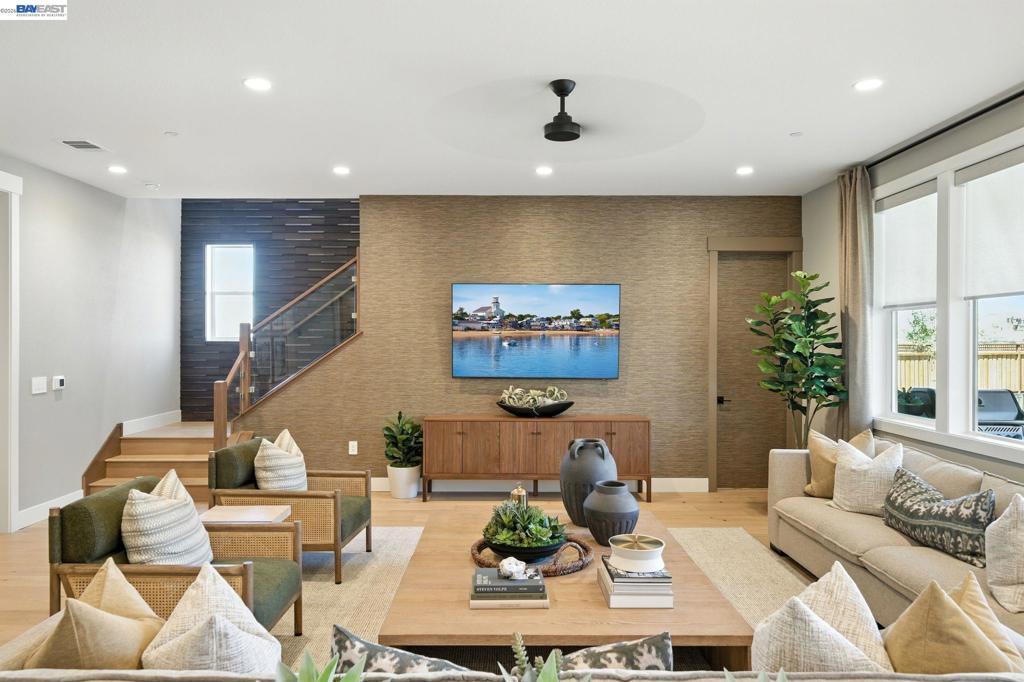 Photo of Listing #41126033