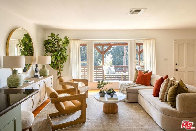 917 N Vendome Street, Los Angeles