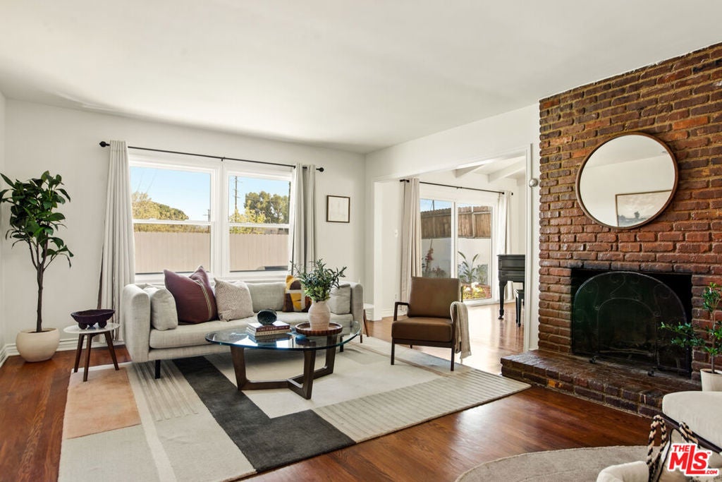 Photo of Listing #26659813