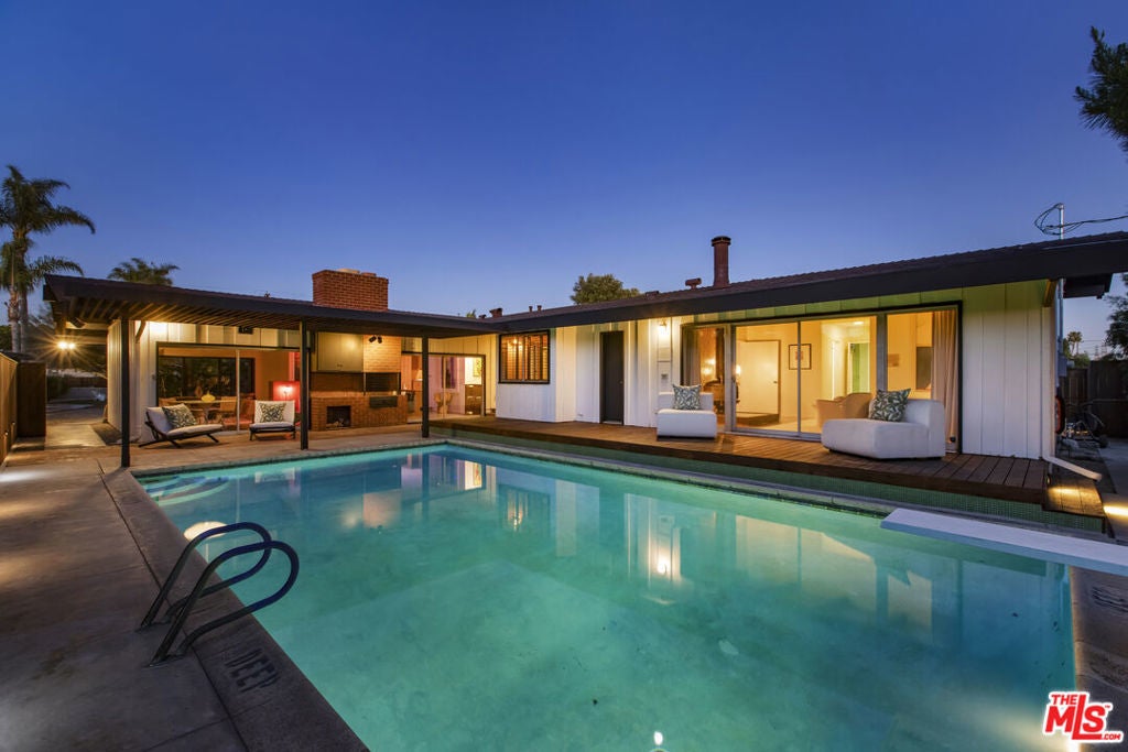 Photo of Listing #26657281