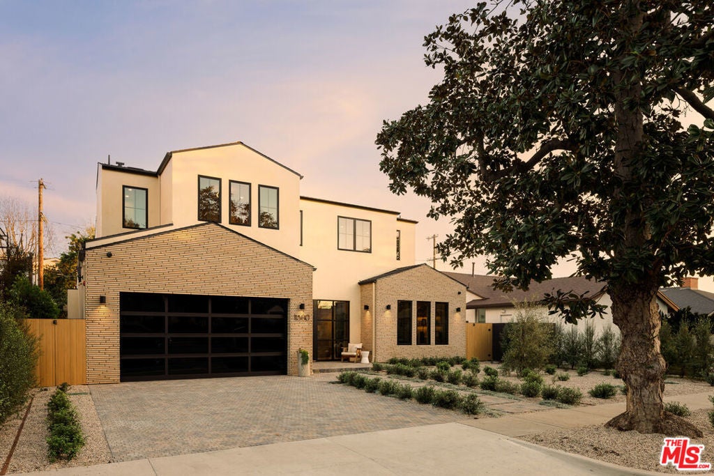 Photo of Listing #26655985