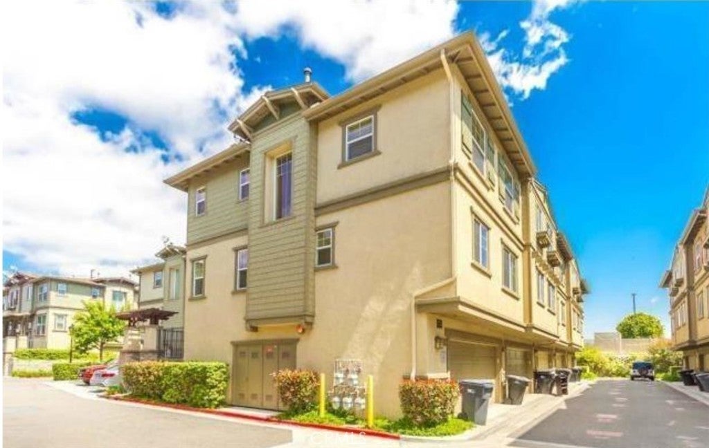 26090 Stonehaven, Harbor City