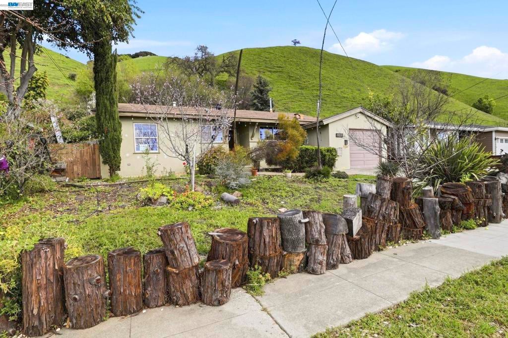 Photo of Listing #41126066