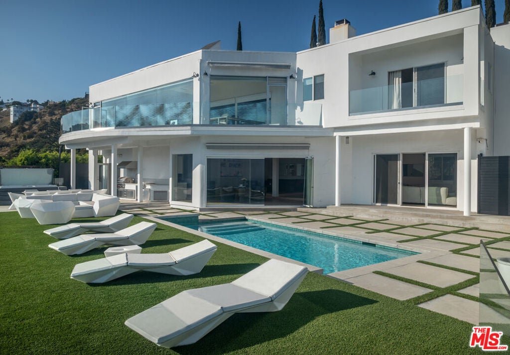 Photo of Listing #26658597