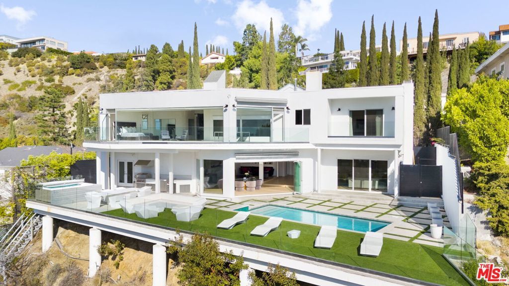 Photo of Listing #26658597