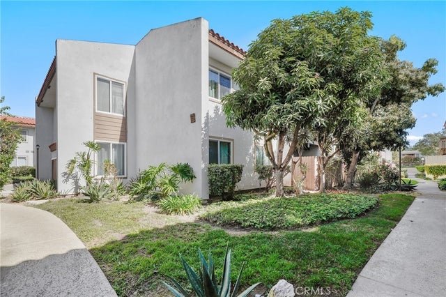 2501 W Sunflower Avenue # E16, Santa Ana