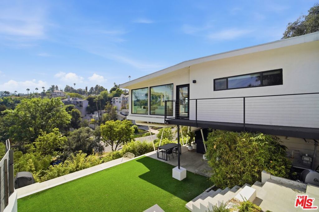 Photo of Listing #26658573