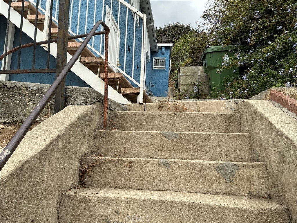 Photo of Listing #DW26048835