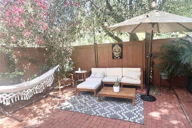 27511 Endeavor Street, Agoura Hills