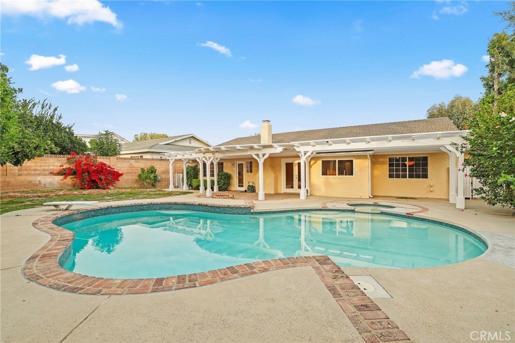 Photo of Listing #SR26043678