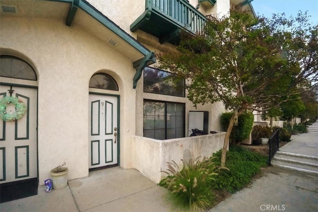 14325 Foothill 9, Sylmar