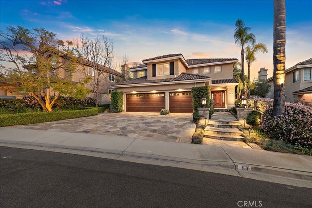 64 Calle Cabrillo, Lake Forest