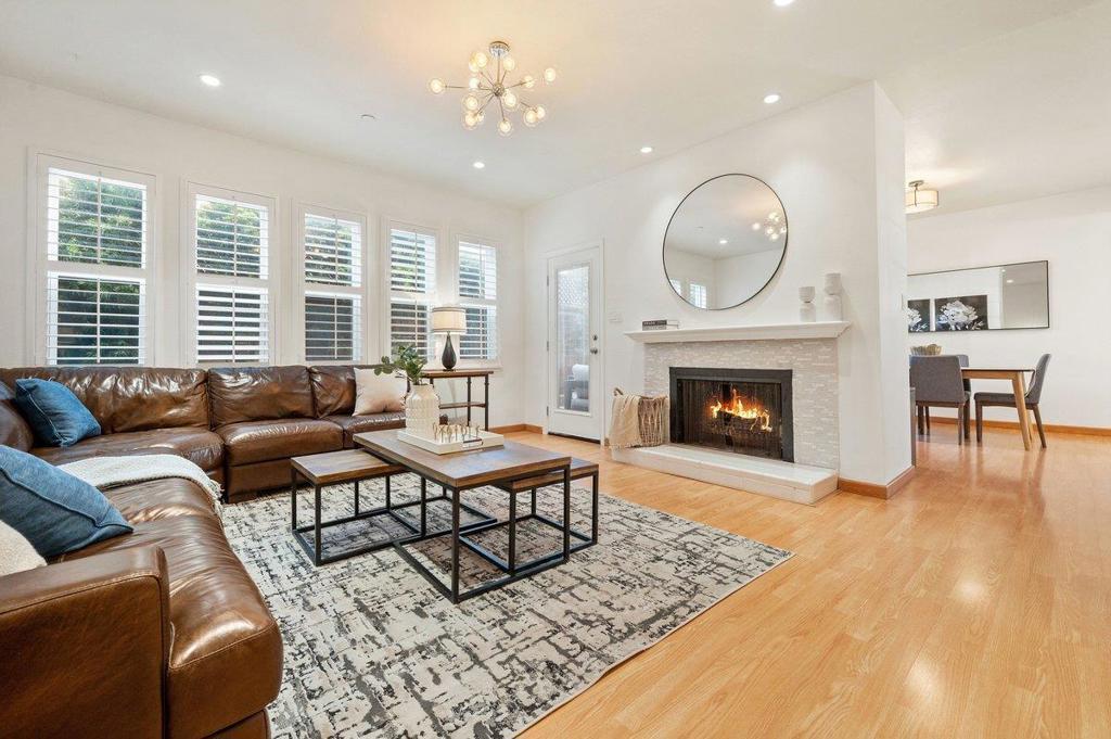 1110 Bayswater Avenue 106, Burlingame