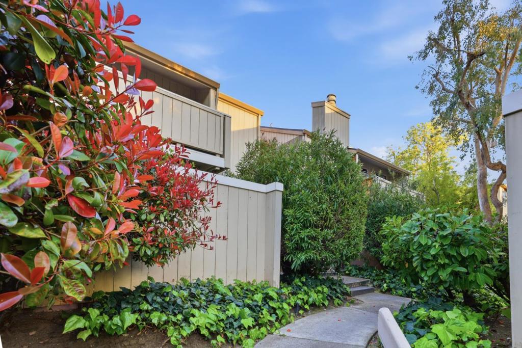 938 Kiely Boulevard J, Santa Clara